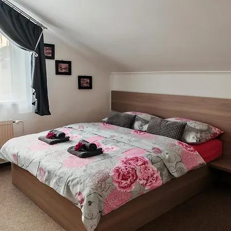 Real Paradise Vendégház 3*