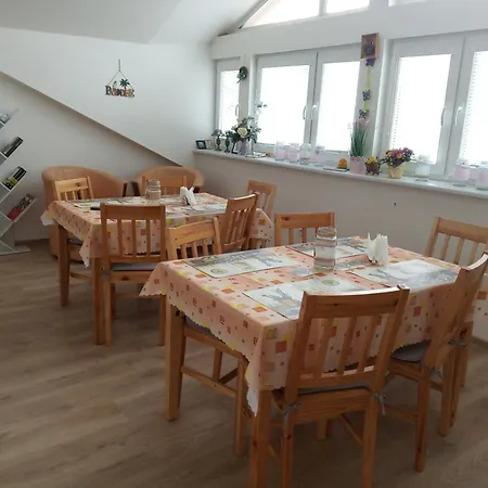 Pensionat Real Paradise 3*